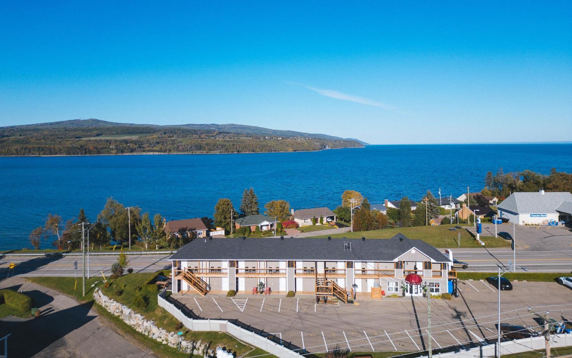 Motel Le Point De Vue La Malbaie Exteriér fotografie